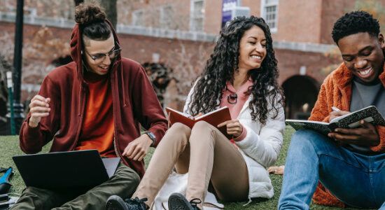 , New collaboration between UW and Seattle clean energy leaders seeks to increase diversity in the renewable energy industry through paid internship program